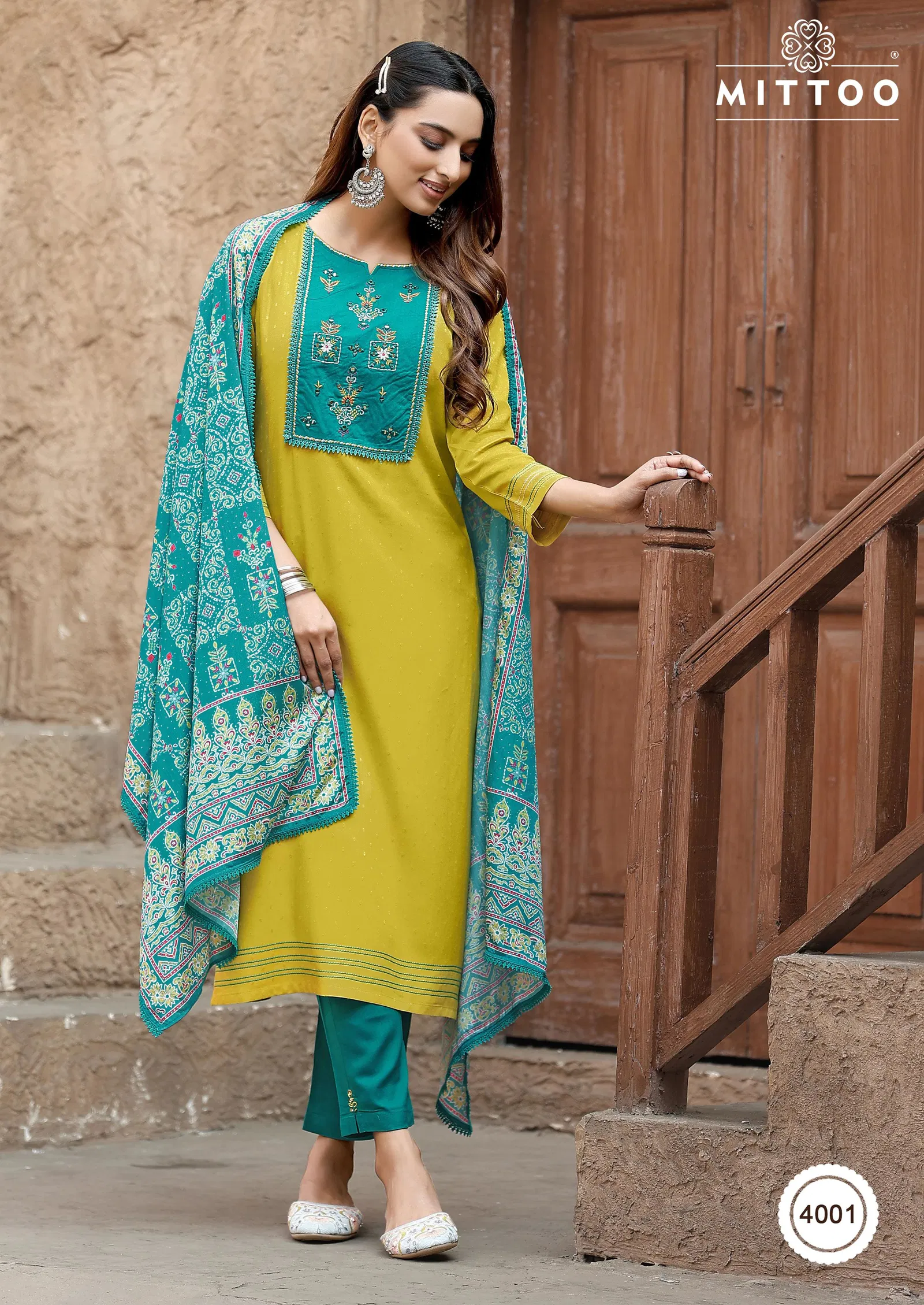 Chand By Mittoo Rayon Weaving Kurti With Bottom Dupatta Suppliers In India